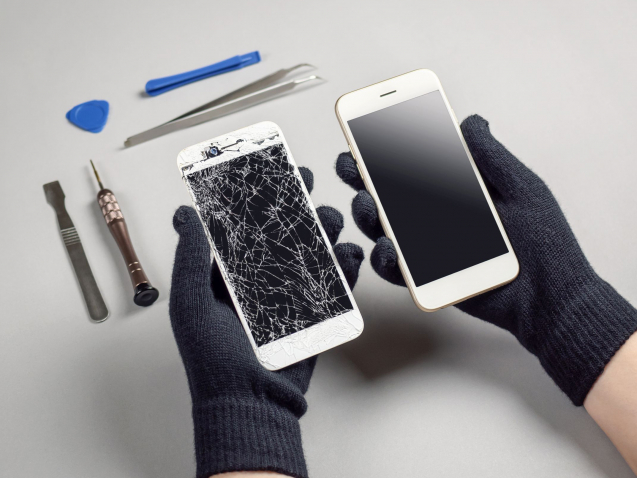 Touchscreen kaputt Handy runtergefallen Glas defekt wir reparieren schnell und zuverlaessig